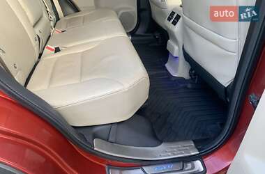Внедорожник / Кроссовер Honda CR-V 2012 в 