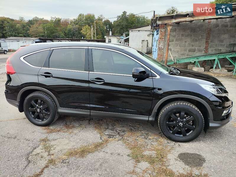 Внедорожник / Кроссовер Honda CR-V 2016 в Харькове