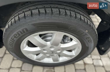Внедорожник / Кроссовер Honda CR-V 2011 в 