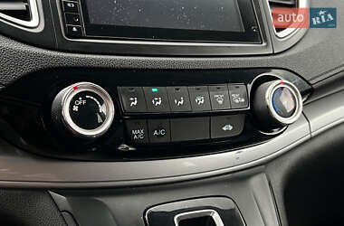 Внедорожник / Кроссовер Honda CR-V 2015 в 