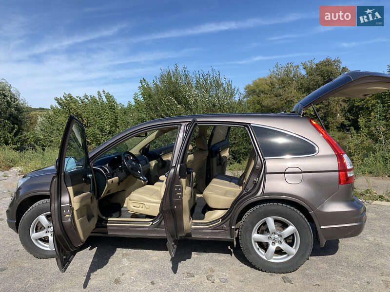 Позашляховик / Кросовер Honda CR-V 2011 в Вінниці