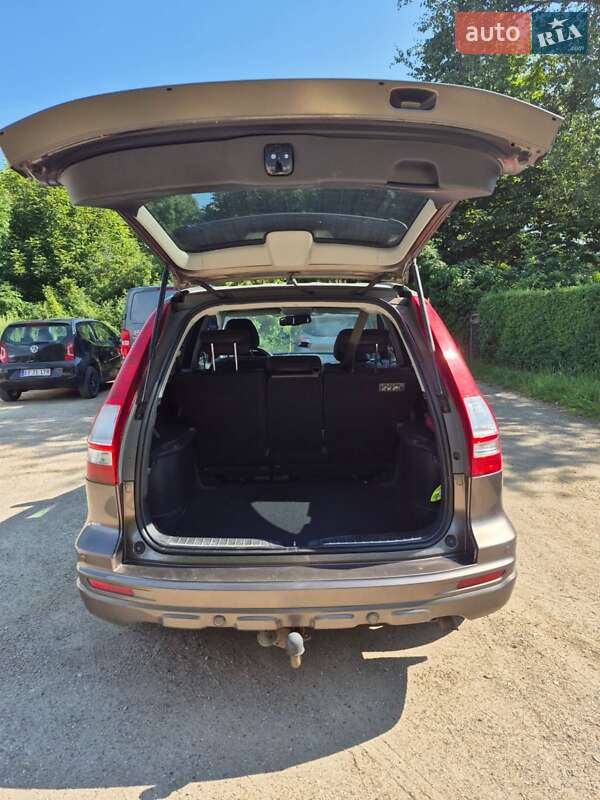 Позашляховик / Кросовер Honda CR-V 2010 в Бродах