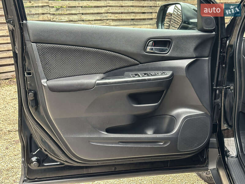 Внедорожник / Кроссовер Honda CR-V 2017 в Бродах