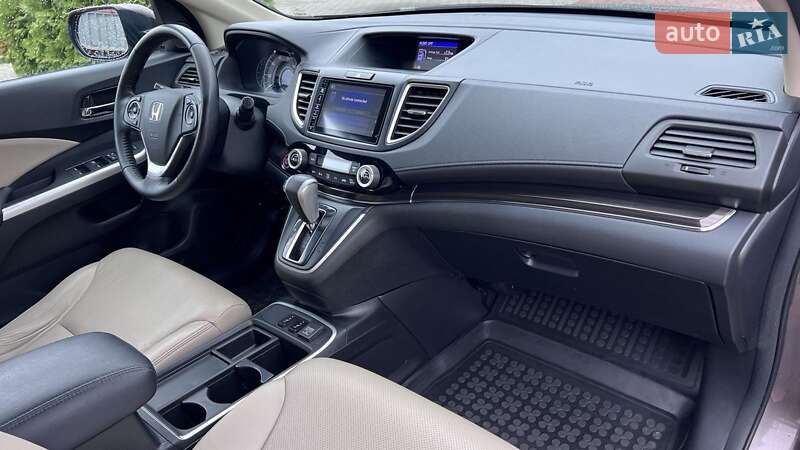 Внедорожник / Кроссовер Honda CR-V 2015 в Хмельницком