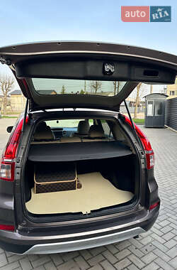 Внедорожник / Кроссовер Honda CR-V 2015 в 