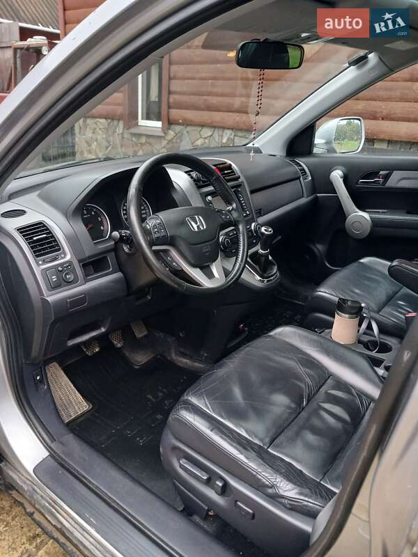 Внедорожник / Кроссовер Honda CR-V 2007 в Ивано-Франковске