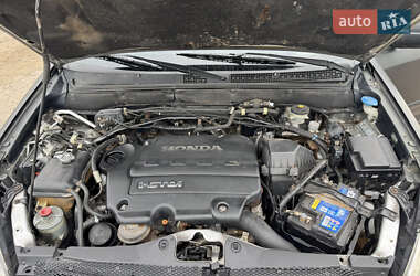 Позашляховик / Кросовер Honda CR-V 2006 в 