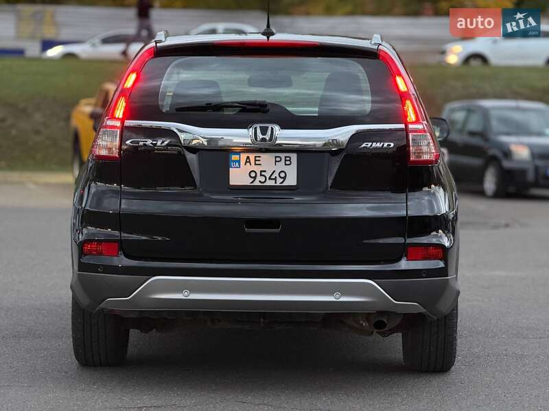 Внедорожник / Кроссовер Honda CR-V 2015 в Кривом Роге