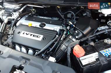 Внедорожник / Кроссовер Honda CR-V 2010 в 