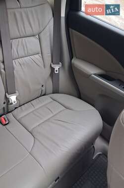 Внедорожник / Кроссовер Honda CR-V 2014 в 