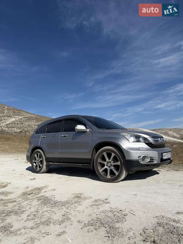 Внедорожник / Кроссовер Honda CR-V 2006 в Краматорске