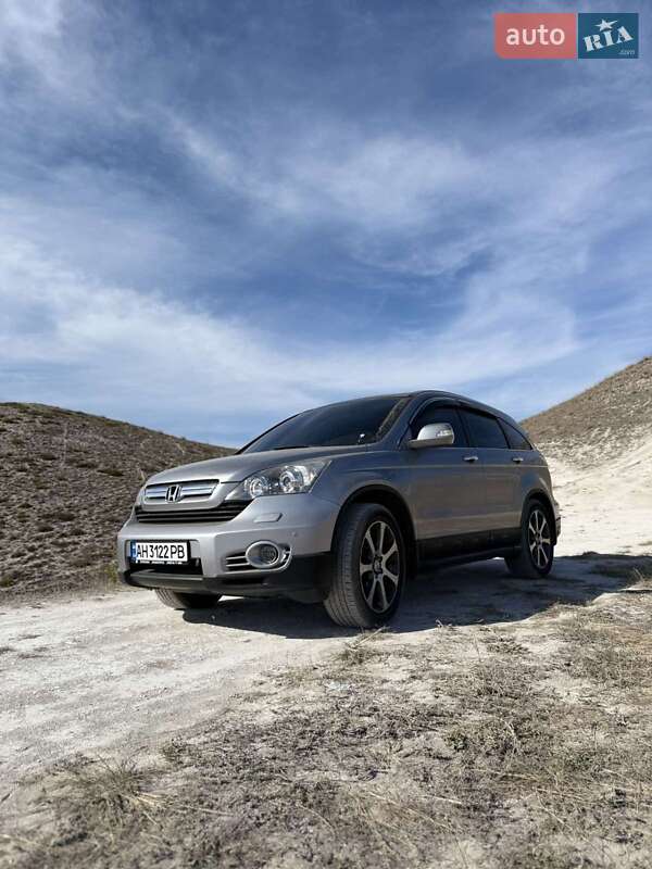 Внедорожник / Кроссовер Honda CR-V 2006 в Краматорске