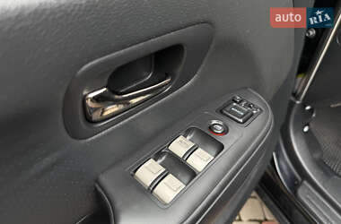 Внедорожник / Кроссовер Honda CR-V 2006 в 