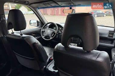 Внедорожник / Кроссовер Honda CR-V 2006 в 