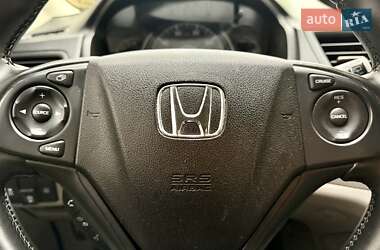 Внедорожник / Кроссовер Honda CR-V 2015 в 
