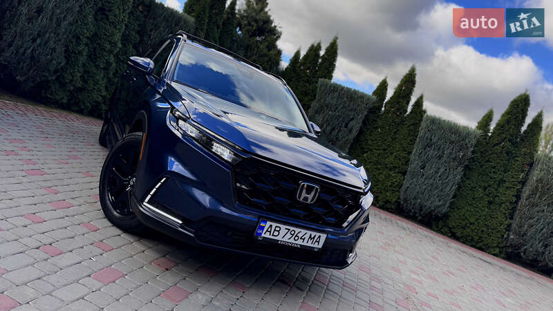 Внедорожник / Кроссовер Honda CR-V 2023 в Виннице
