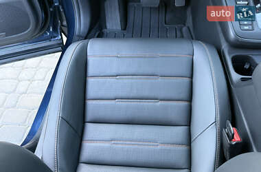 Позашляховик / Кросовер Honda CR-V 2023 в  фото 40 Позашляховик / Кросовер Honda CR-V 2023 в