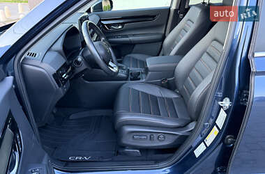 Позашляховик / Кросовер Honda CR-V 2023 в  фото 47 Позашляховик / Кросовер Honda CR-V 2023 в