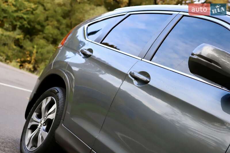 Внедорожник / Кроссовер Honda CR-V 2014 в Дрогобыче