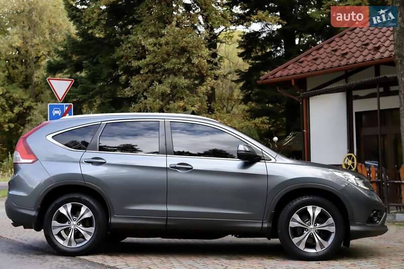 Внедорожник / Кроссовер Honda CR-V 2014 в Дрогобыче