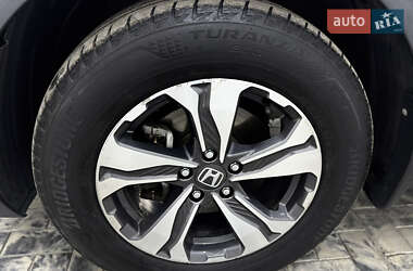 Внедорожник / Кроссовер Honda CR-V 2018 в 