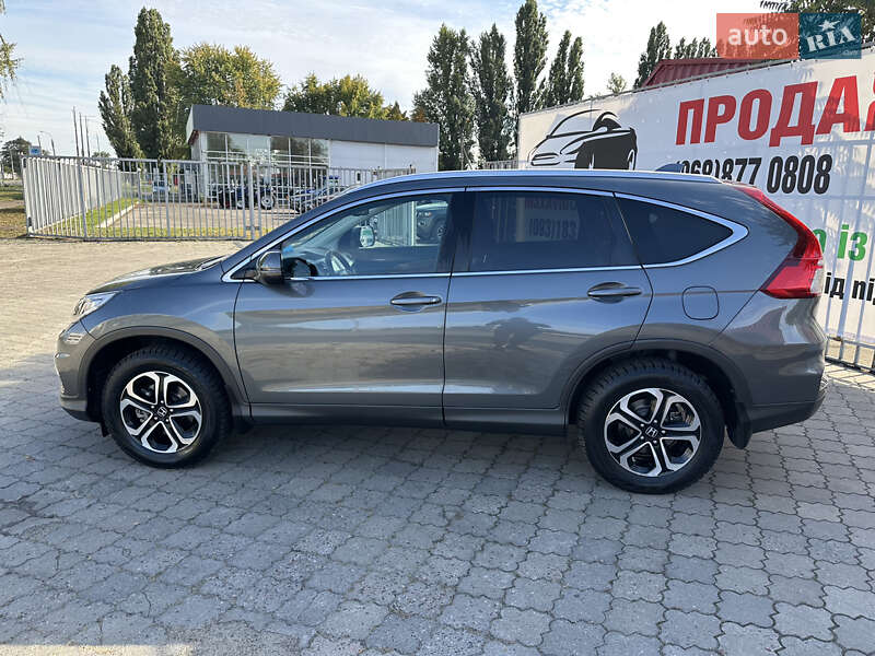 Внедорожник / Кроссовер Honda CR-V 2016 в Черкассах