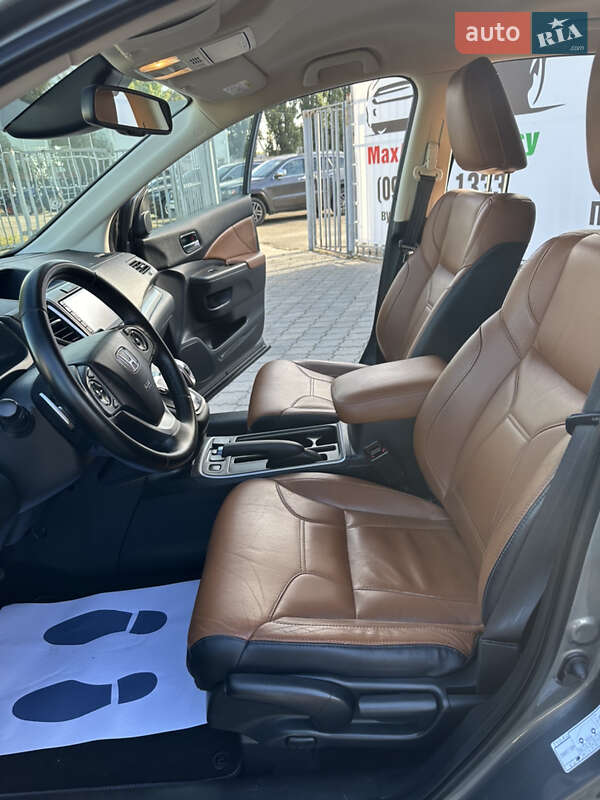 Внедорожник / Кроссовер Honda CR-V 2016 в Черкассах