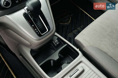Внедорожник / Кроссовер Honda CR-V 2013 в 