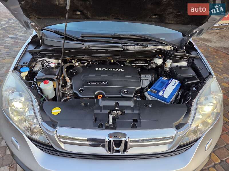 Внедорожник / Кроссовер Honda CR-V 2009 в Харькове