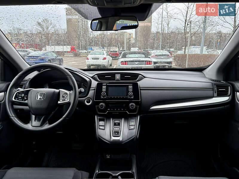 Внедорожник / Кроссовер Honda CR-V 2020 в Киеве