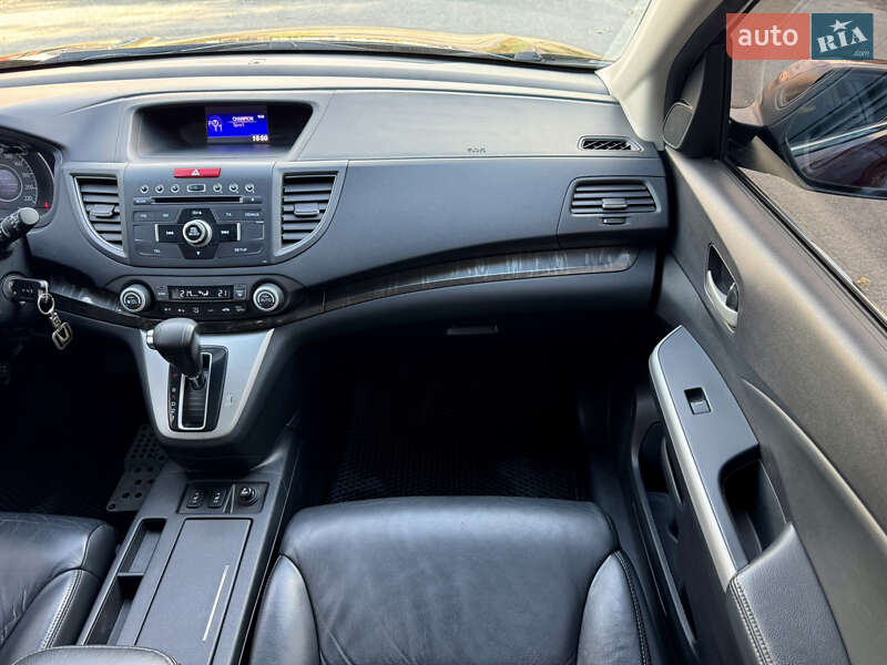Внедорожник / Кроссовер Honda CR-V 2013 в Киеве