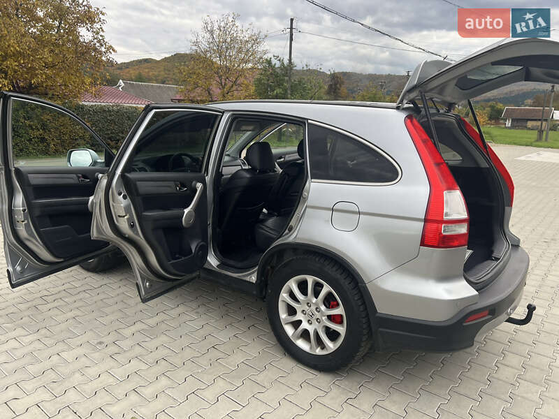 Внедорожник / Кроссовер Honda CR-V 2007 в Коломые