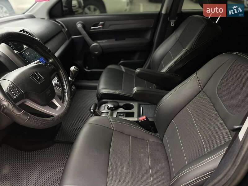 Внедорожник / Кроссовер Honda CR-V 2008 в Днепре