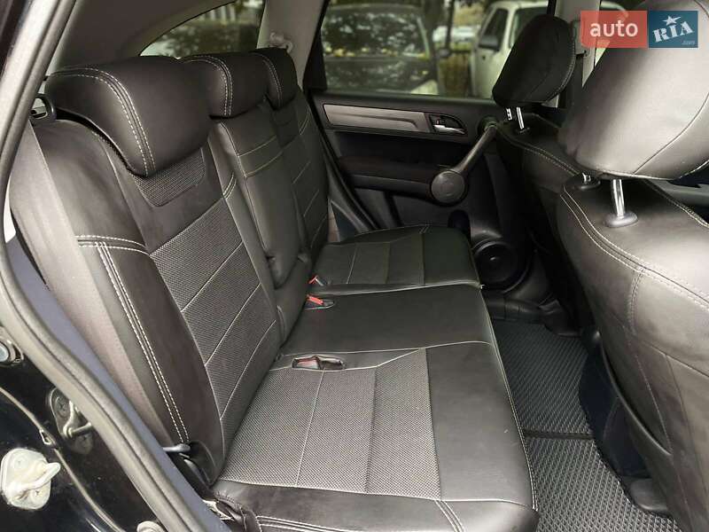 Внедорожник / Кроссовер Honda CR-V 2008 в Днепре