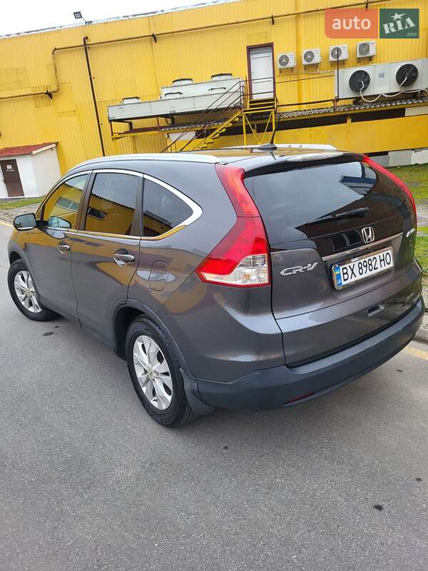 Внедорожник / Кроссовер Honda CR-V 2014 в Хмельницком