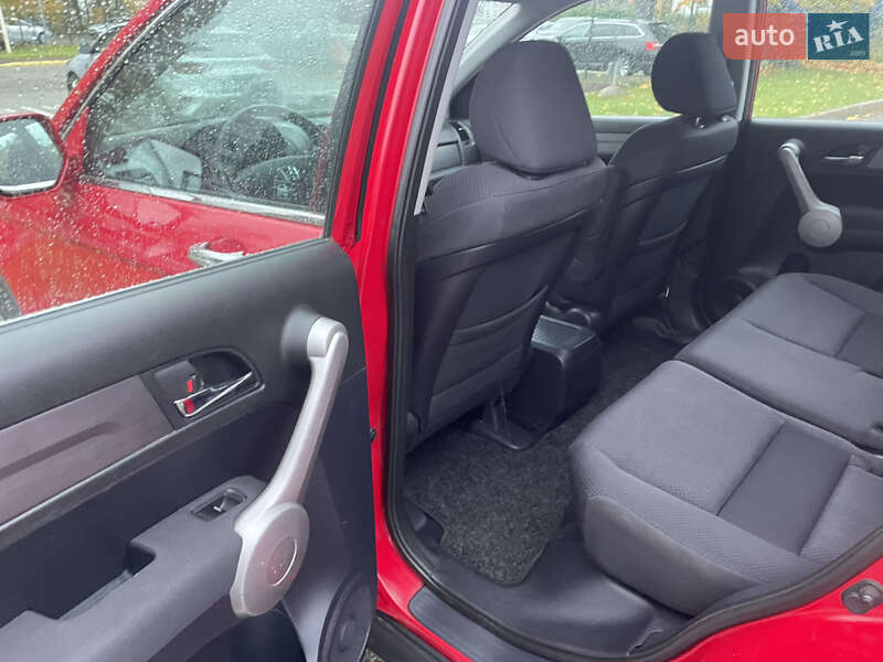Внедорожник / Кроссовер Honda CR-V 2007 в Вижнице