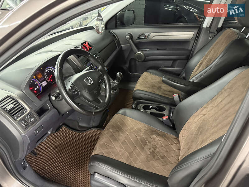 Позашляховик / Кросовер Honda CR-V 2010 в Кременці