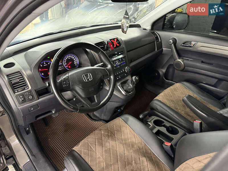 Позашляховик / Кросовер Honda CR-V 2010 в Кременці