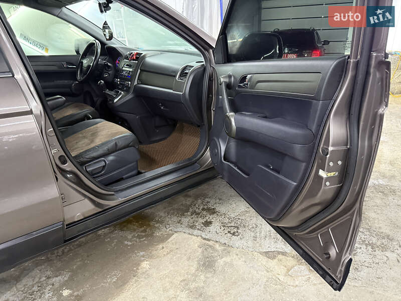 Позашляховик / Кросовер Honda CR-V 2010 в Кременці