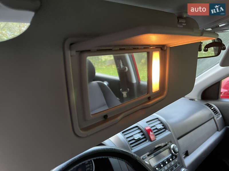 Внедорожник / Кроссовер Honda CR-V 2007 в Вижнице