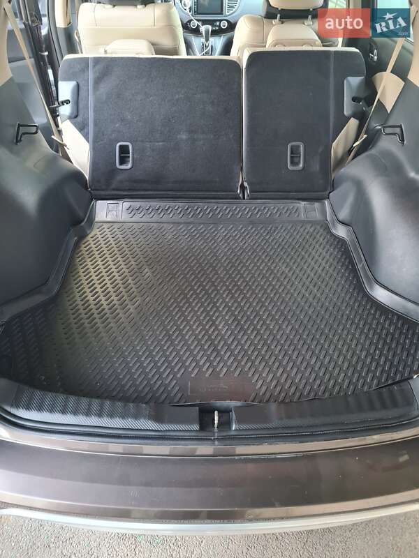 Внедорожник / Кроссовер Honda CR-V 2014 в Ровно фото 3 Внедорожник / Кроссовер Honda CR-V 2014 в Ровно