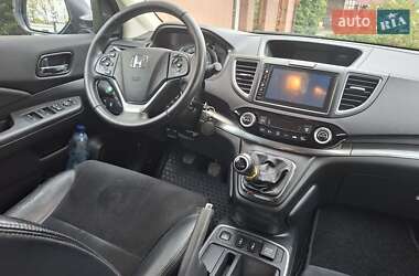 Позашляховик / Кросовер Honda CR-V 2015 в  фото 5 Позашляховик / Кросовер Honda CR-V 2015 в