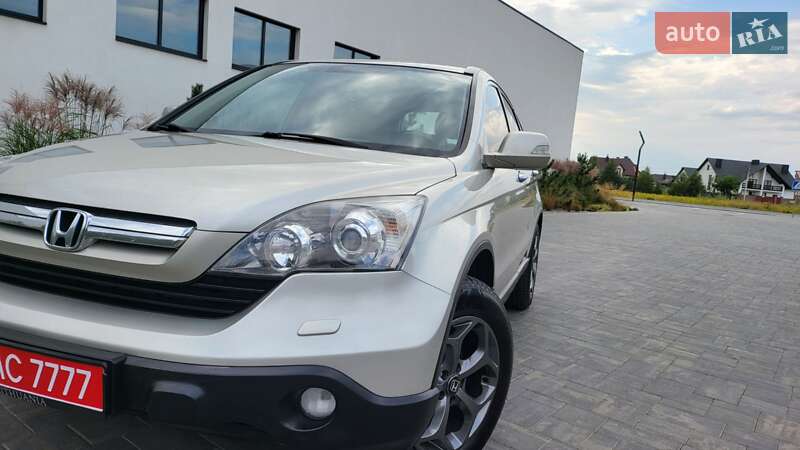 Позашляховик / Кросовер Honda CR-V 2008 в Луцьку