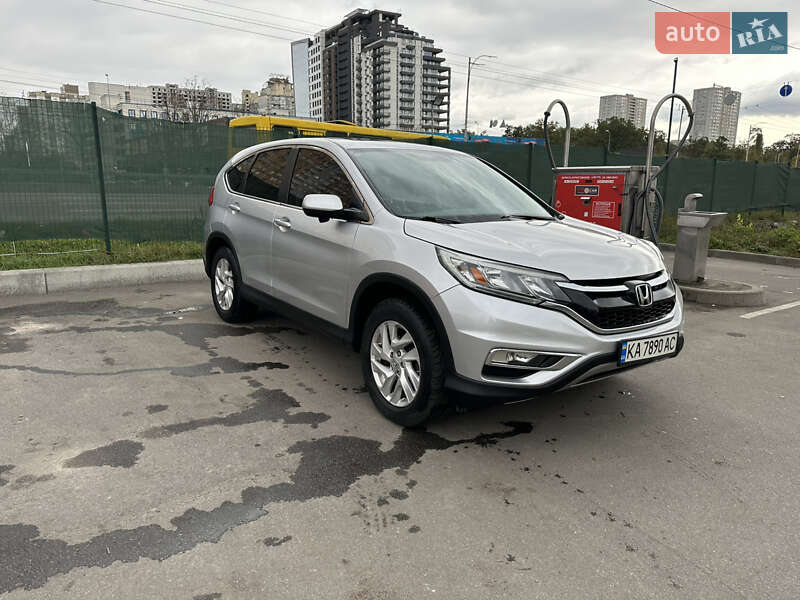 Позашляховик / Кросовер Honda CR-V 2016 в Києві