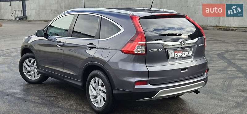 Позашляховик / Кросовер Honda CR-V 2015 в Києві