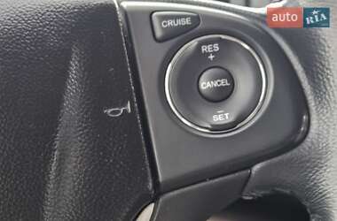 Внедорожник / Кроссовер Honda CR-V 2015 в 