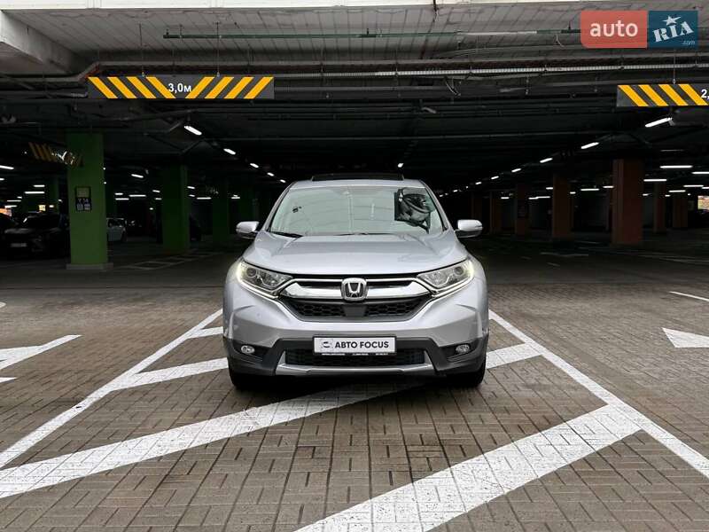 Внедорожник / Кроссовер Honda CR-V 2017 в Киеве