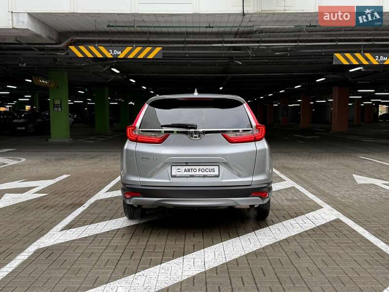 Внедорожник / Кроссовер Honda CR-V 2017 в Киеве