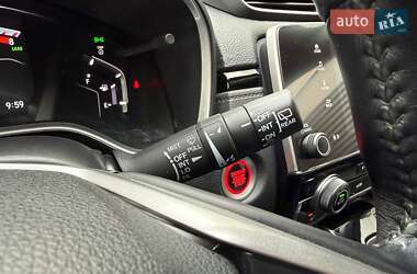 Внедорожник / Кроссовер Honda CR-V 2017 в 