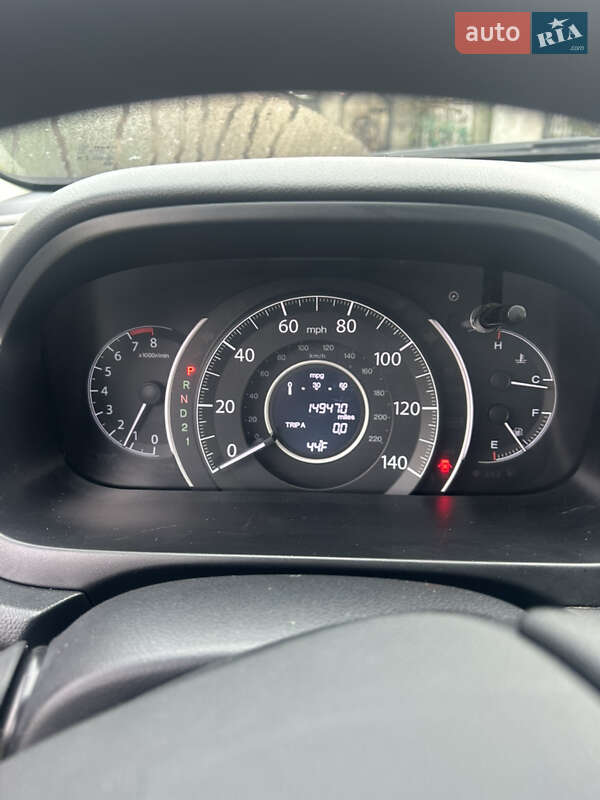 Позашляховик / Кросовер Honda CR-V 2014 в Кіцмані фото 5 Позашляховик / Кросовер Honda CR-V 2014 в Кіцмані
